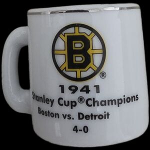 Mini 1.5 Boston Bruins 1941 Stanley Cup Champions White Ceramic Mug